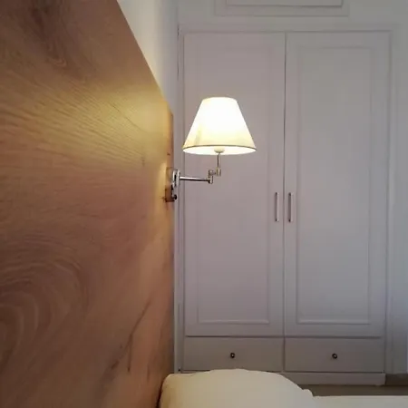 The Mathraki Studios Aparthotel Arillas (Corfu)