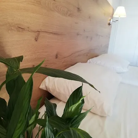 The Mathraki Studios 2* Arillas (Corfu)
