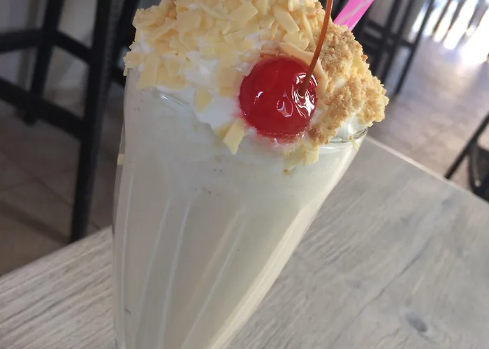 アパートホテル The Mathraki (adults Only)